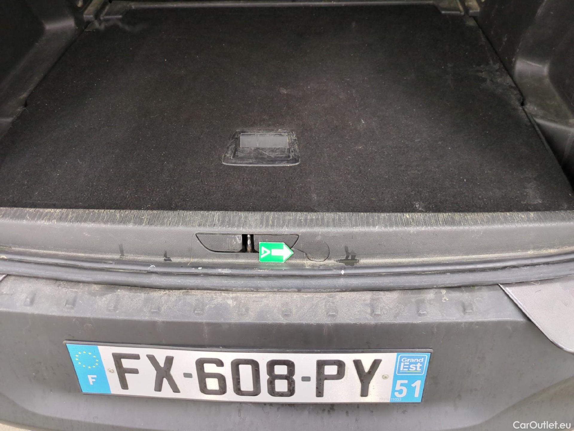  Opel   Grandland X Grandland X Elegance Business 1.5 130CV BVA8 E6d #17