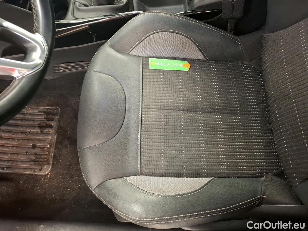  Peugeot  2008 PEUGEOT  5p Crossover BlueHDi 100 ¤6.c S&S ALLURE BUSINESS #72