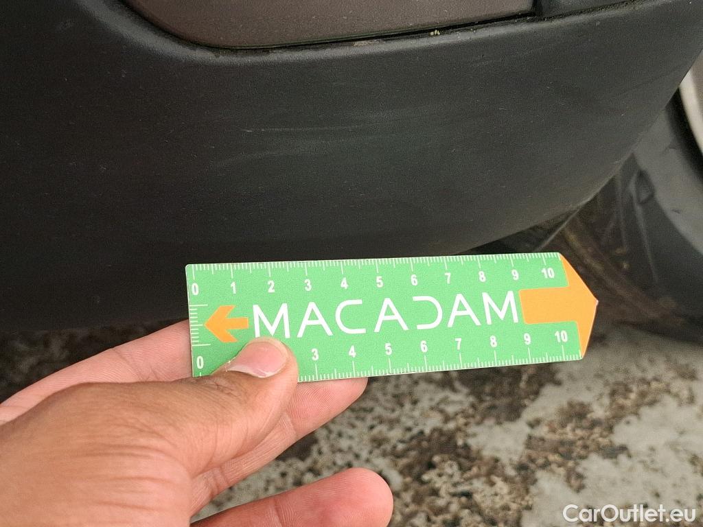  Peugeot  2008 PEUGEOT  5p Crossover BlueHDi 100 ¤6.c S&S ALLURE BUSINESS #79