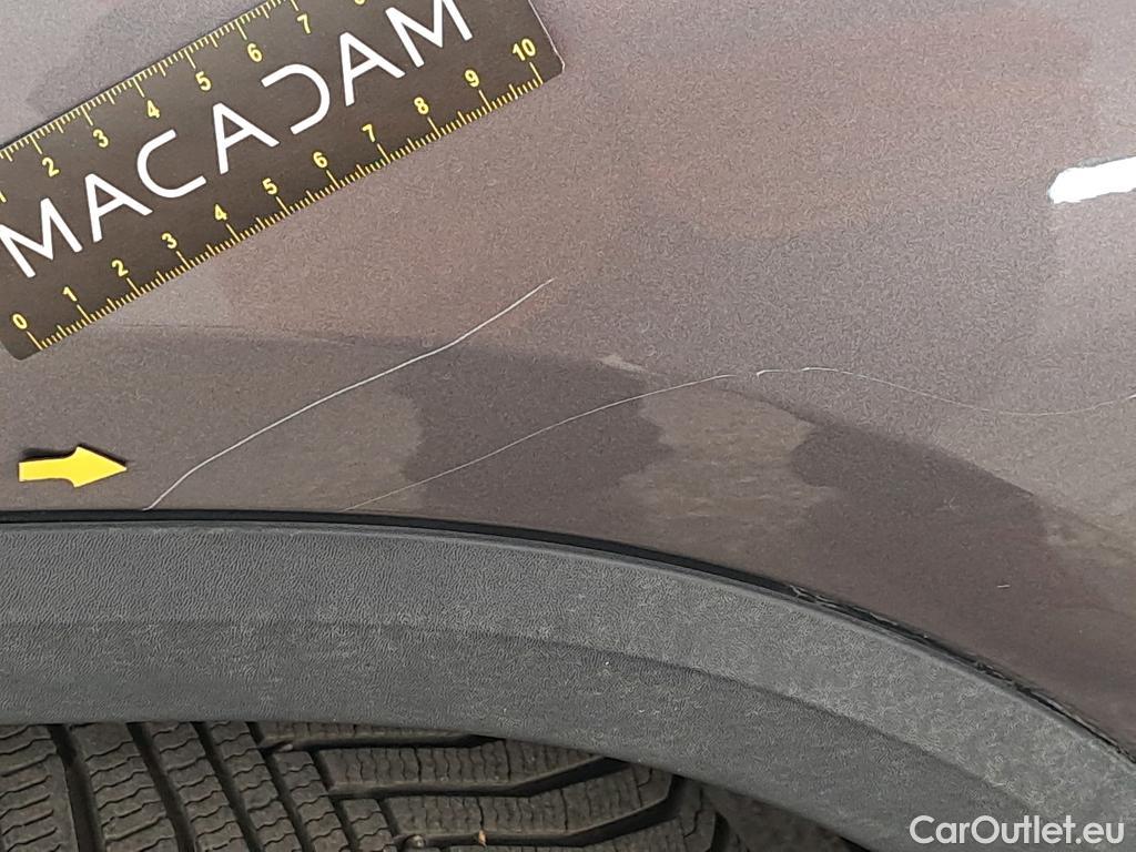  Mercedes  GLA MERCEDES-BENZ  / 2020 / 5P / SUV 2.0  200 D BUSINESS LINE DCT #6