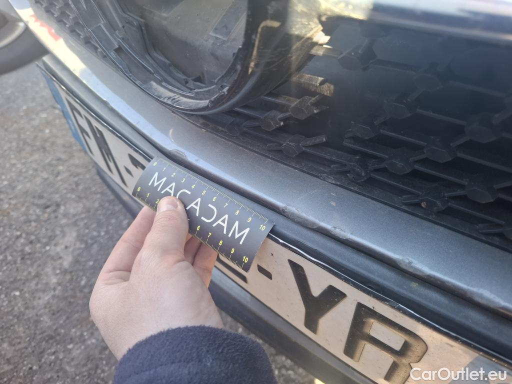  Mercedes  CLA-Klasse MERCEDES-BENZ CLA Shooting Brake / 2019 / 5P / Break CLA 200 d Business Line BA8 #24