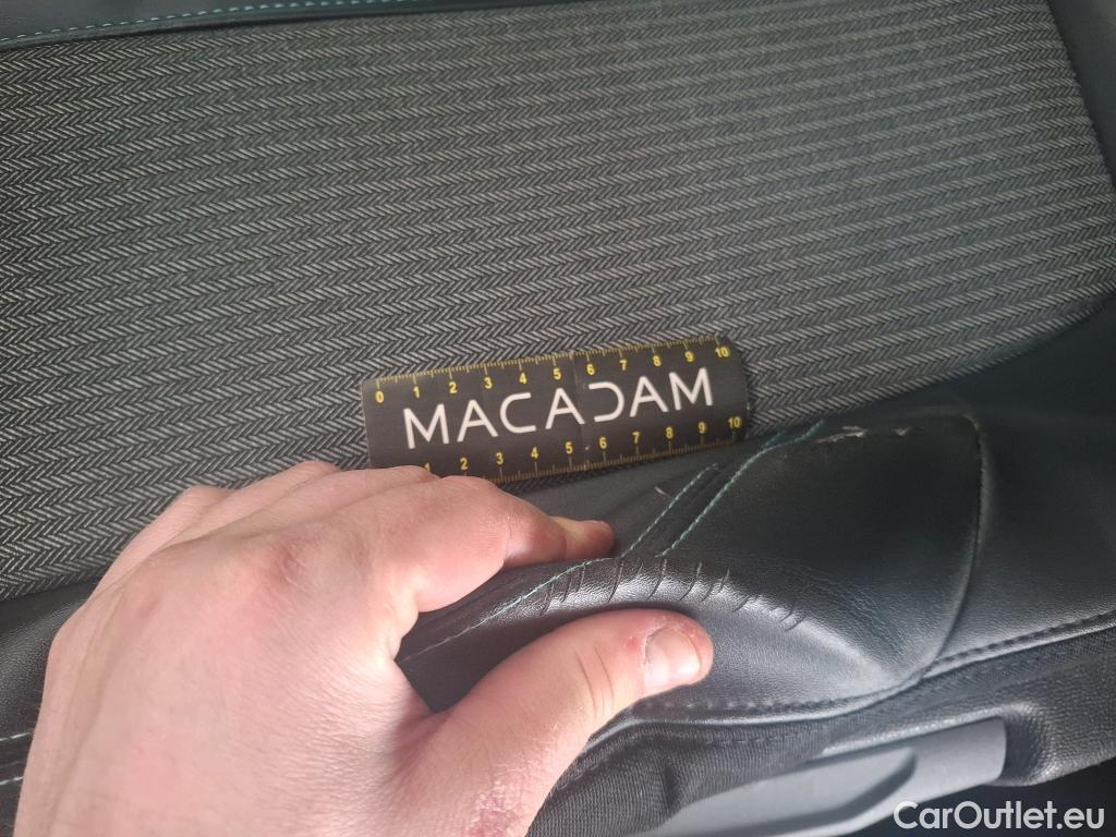  Peugeot  5008 PEUGEOT  / 2020 / 5P / SUV BlueHDi 130 S&S EAT8 Allure #14