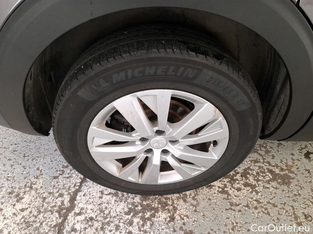  Peugeot  5008  Style 1.5 HDi 130CV BVM6 7 Sieges E6d #11