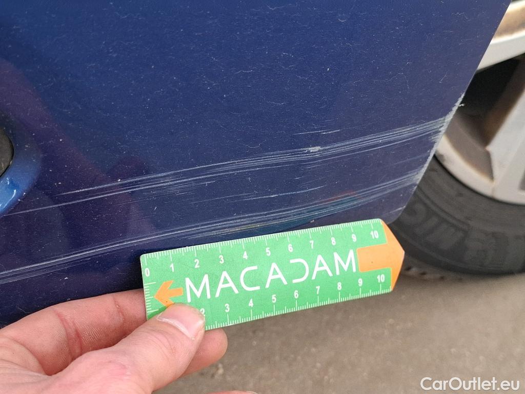  Renault  Clio  IV Business 1.5 dCi 90CV BVA6 E6 #18