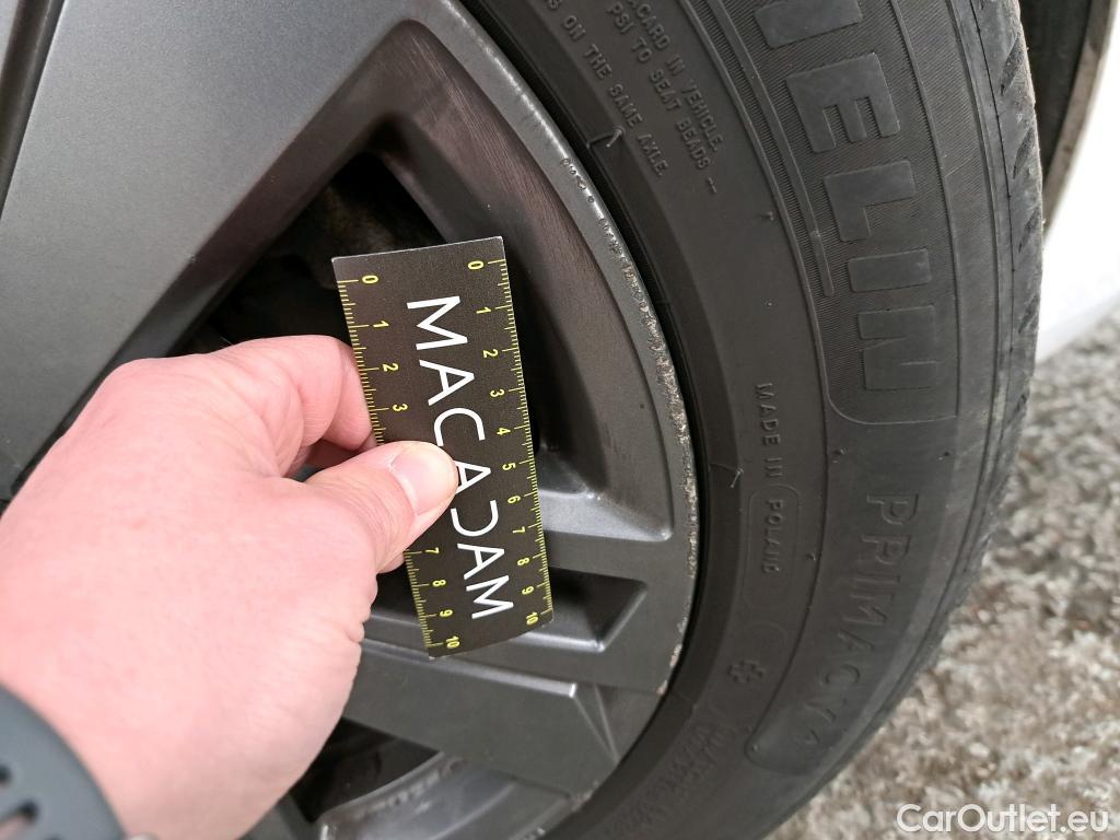  Peugeot  308  Active Pack 1.5 HDi 130CV BVA8 E6d #32