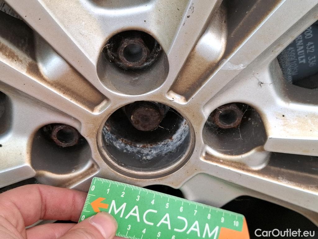  Renault  Clio  IV Business 1.5 dCi 90CV BVA6 E6 #67