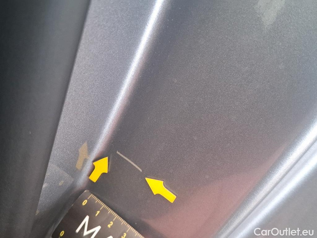  Peugeot  5008 PEUGEOT  / 2020 / 5P / SUV BlueHDi 130 S&S EAT8 Allure #6