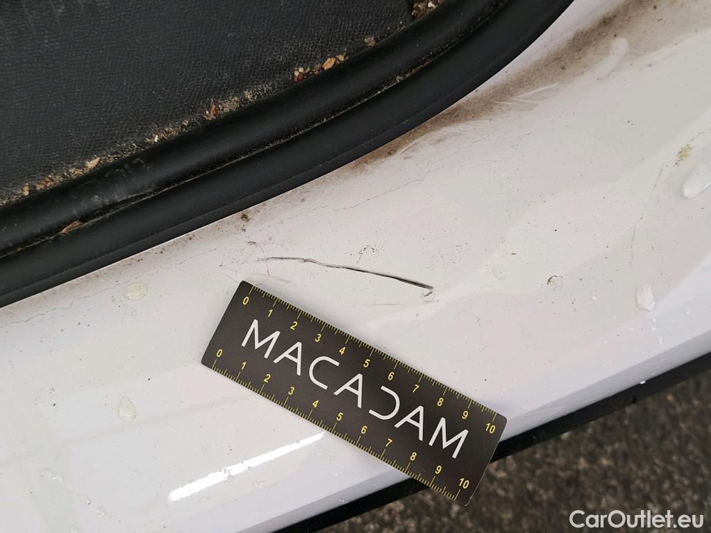  Peugeot  308  Active Pack 1.5 HDi 130CV BVA8 E6d #15