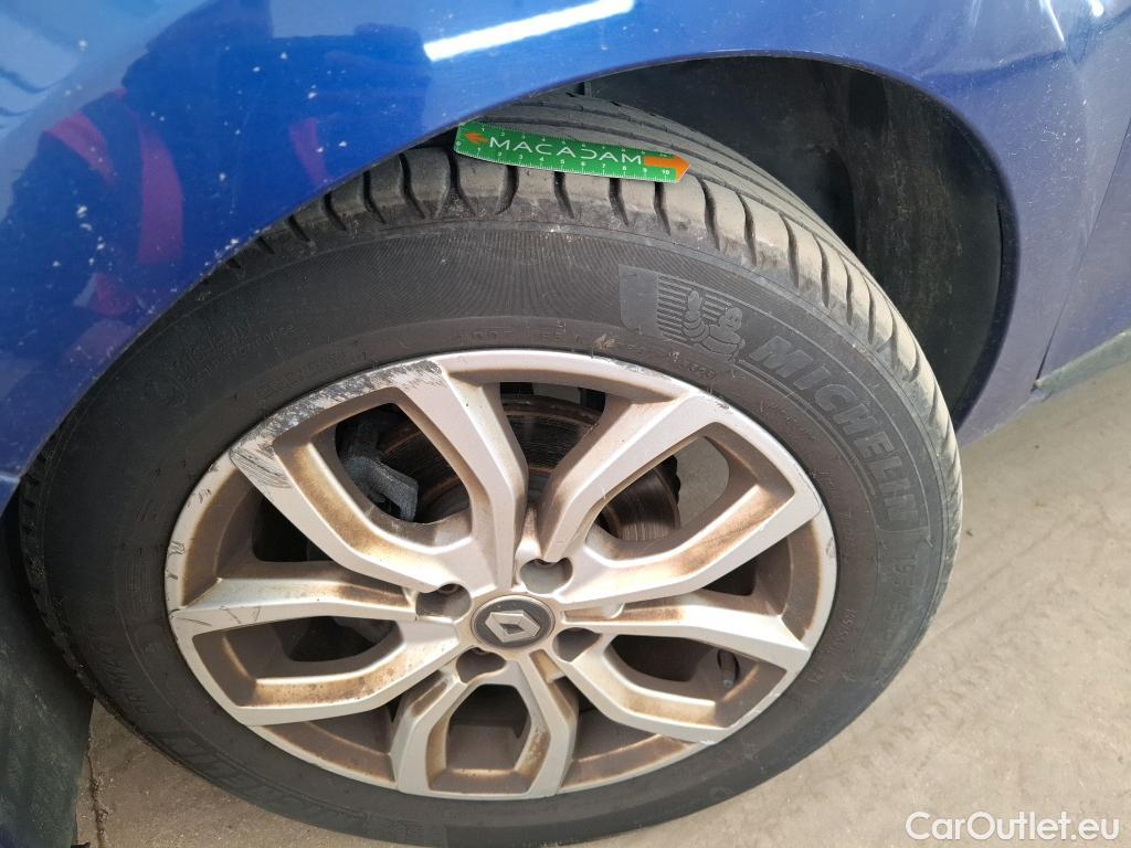  Renault  Clio  IV Business 1.5 dCi 90CV BVA6 E6 #27