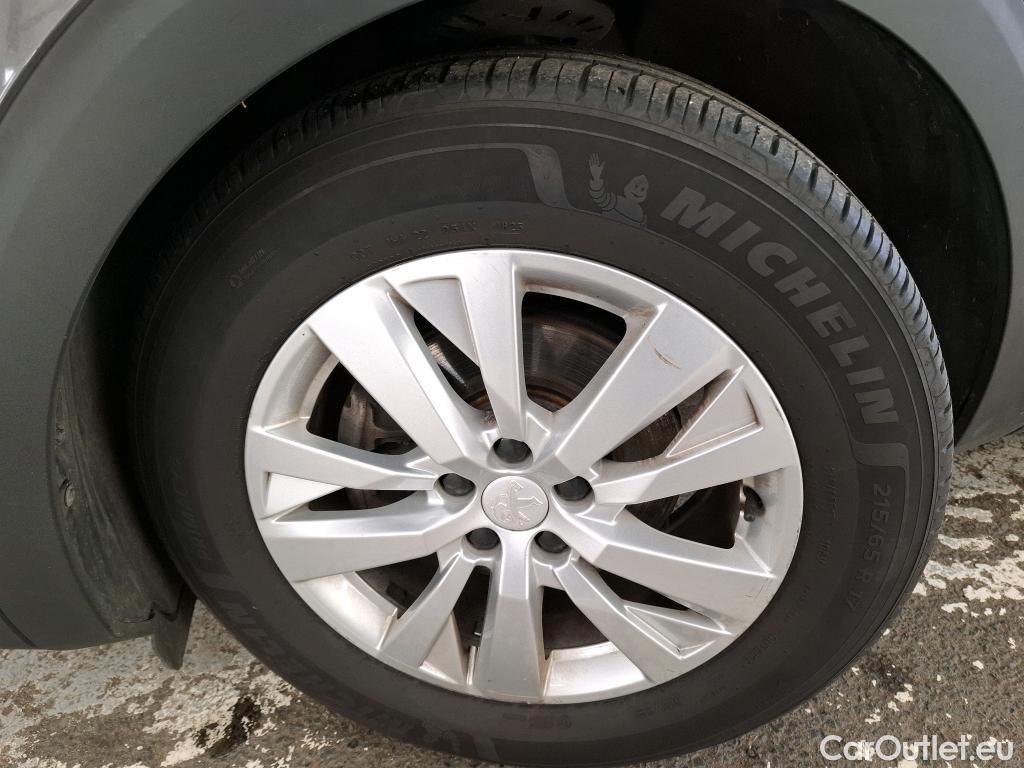  Peugeot  5008  Style 1.5 HDi 130CV BVM6 7 Sieges E6d #5