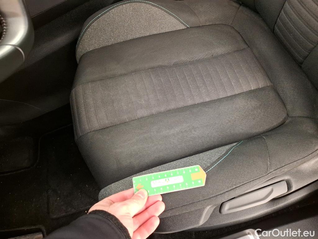  Peugeot  5008  Style 1.5 HDi 130CV BVM6 7 Sieges E6d #31