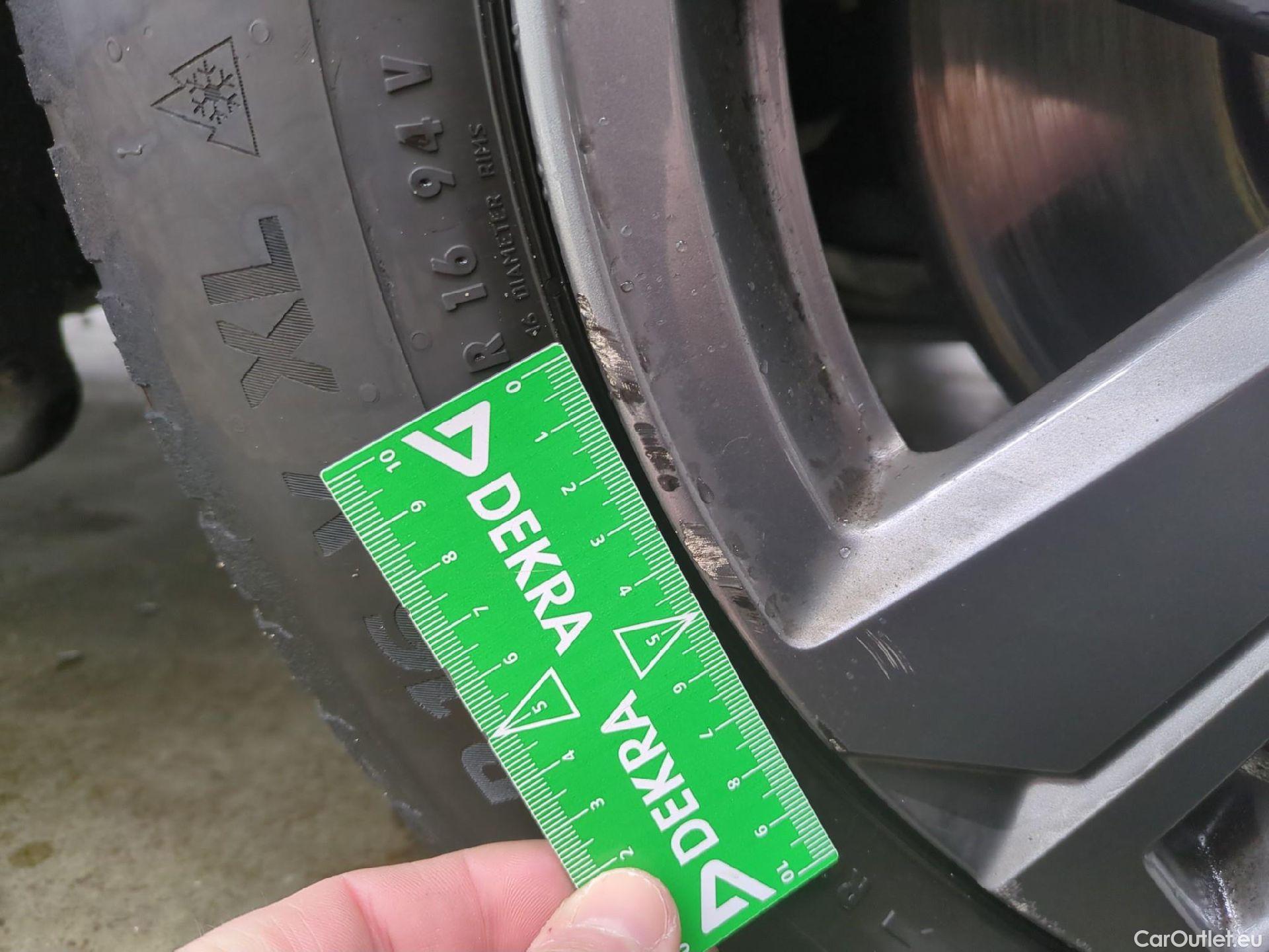  Peugeot  308 PEUGEOT  SW / 2021 / 5P / Break BlueHDi 130 EAT8 ACTIVE PACK #7