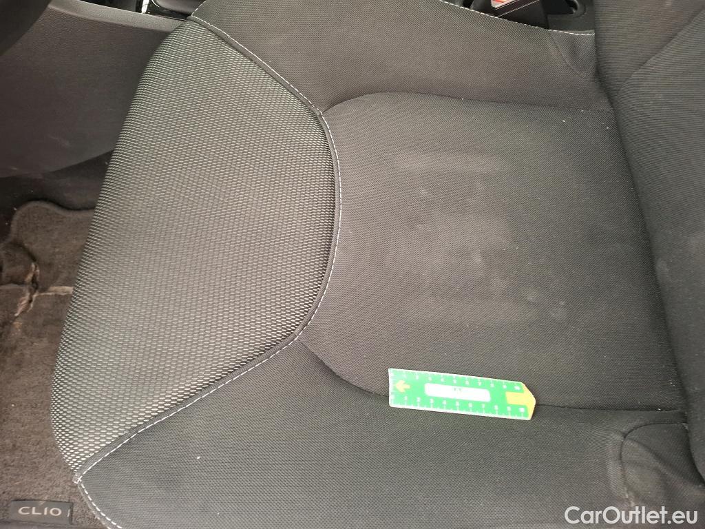  Renault  Clio  IV Business 0.9 TCe 90CV BVM5 E6 #13