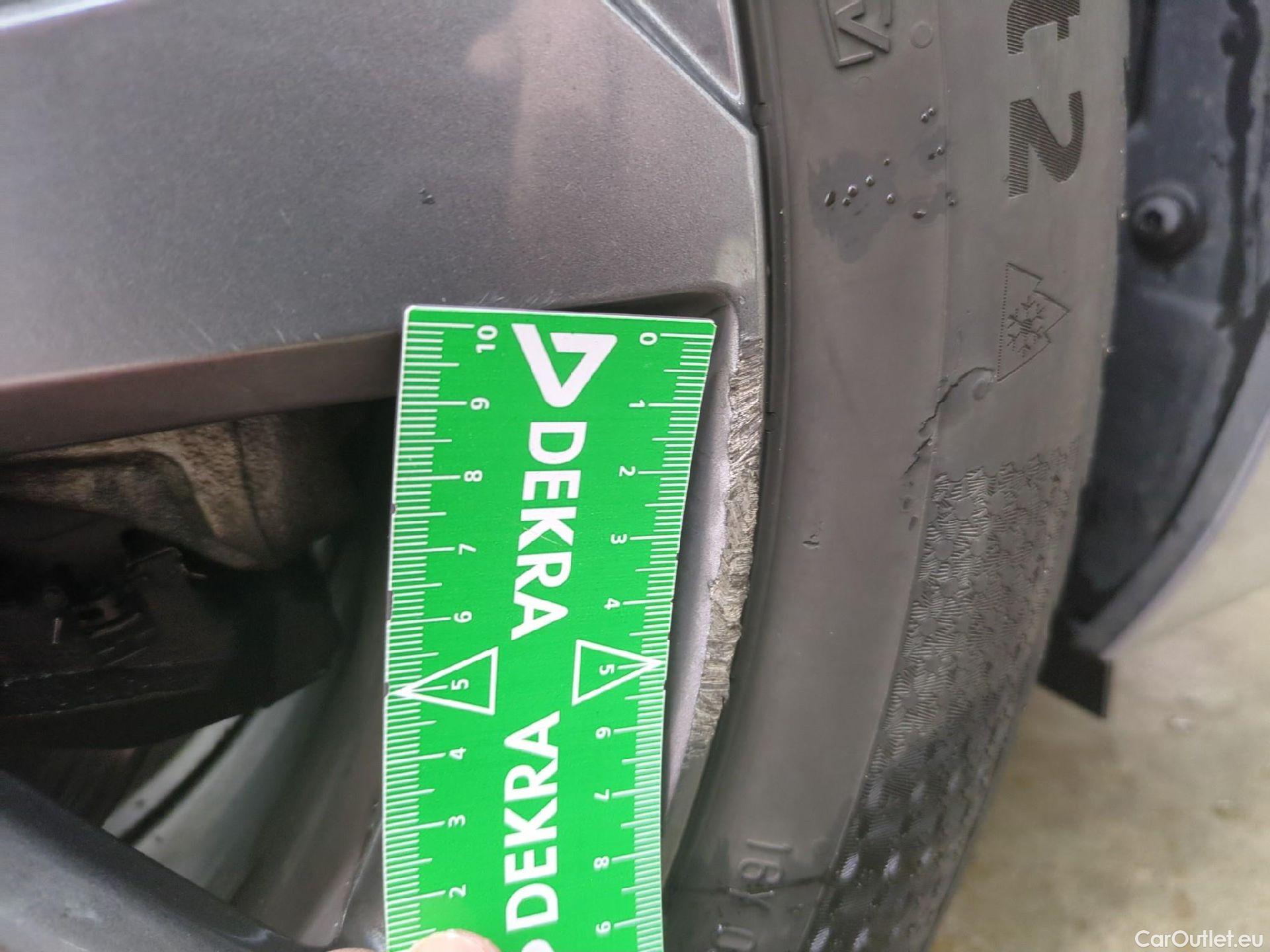  Peugeot  308 PEUGEOT  SW / 2021 / 5P / Break BlueHDi 130 EAT8 ACTIVE PACK #4