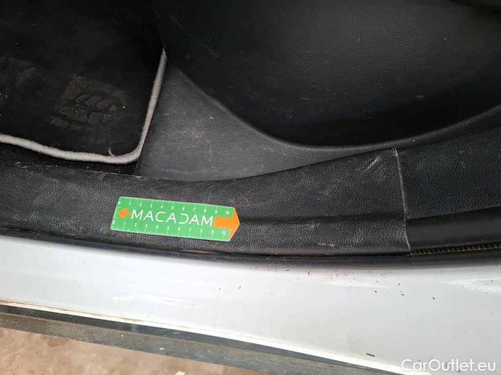  Toyota  RAV4 TOYOTA  Hybride / 2018 / 5P / SUV Hybride 2WD Dynamic Business St Hyb Acad #25