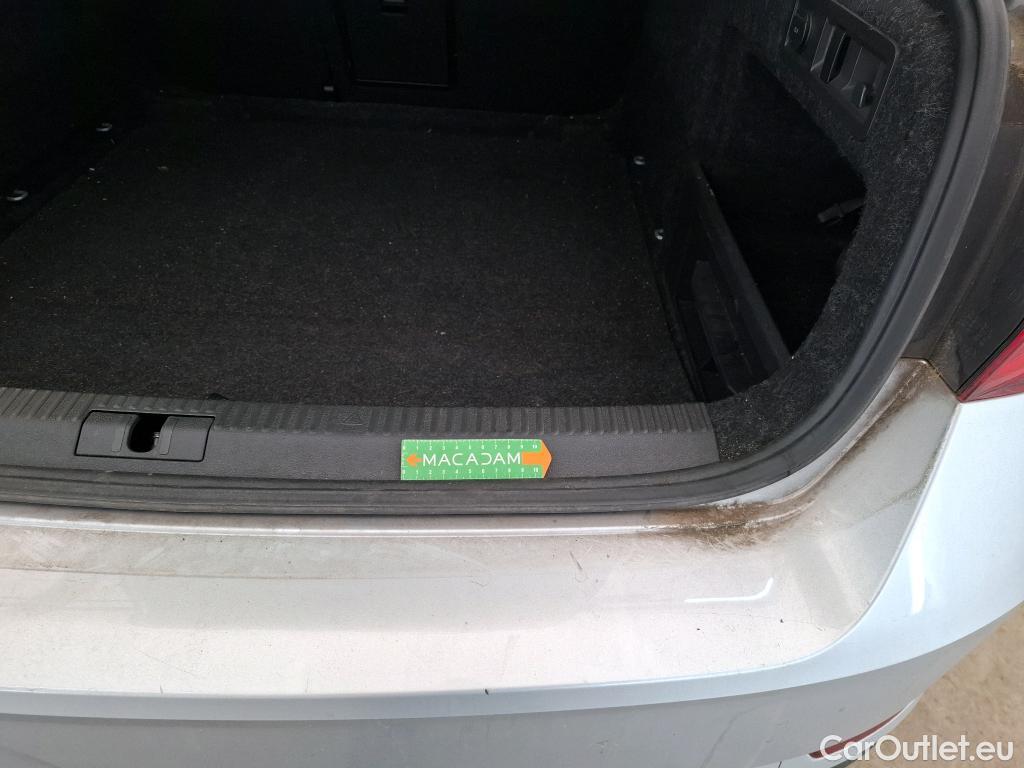  Skoda  Superb  Berline Business 2.0 TDI 150CV BVM6 E6d #26