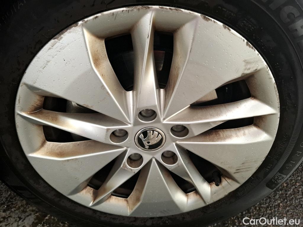  Skoda  Octavia  Break Business 2.0 TDI 115CV BVA7 E6d #14