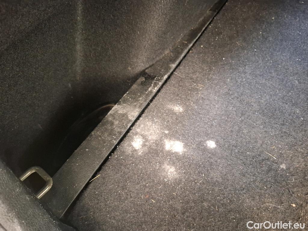  Volkswagen  Golf  VOLKSWAGEN / 2020 / 5P / Berline 1.5 ETSI OPF 130 DSG7 LIFE BUSINESS #31