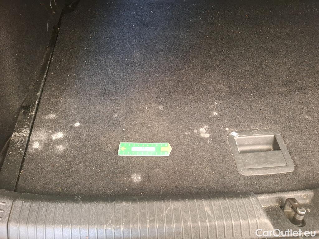  Volkswagen  Golf  VOLKSWAGEN / 2020 / 5P / Berline 1.5 ETSI OPF 130 DSG7 LIFE BUSINESS #8