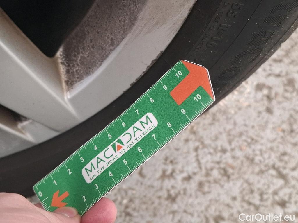  Volkswagen  Golf  VOLKSWAGEN / 2020 / 5P / Berline 1.5 ETSI OPF 130 DSG7 LIFE BUSINESS #12