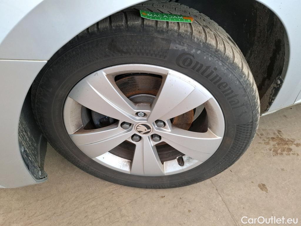  Skoda  Superb  Berline Business 2.0 TDI 150CV BVM6 E6d #11