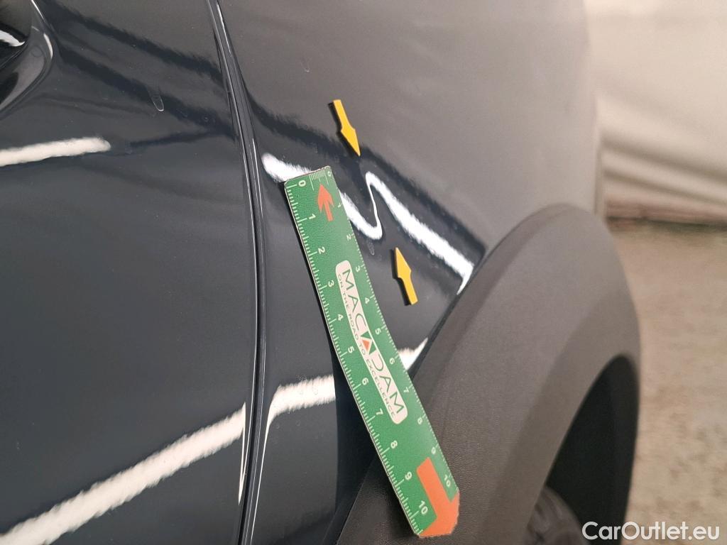  Volvo  V60 VOLVO  Cross Country / 2020 / 5P / Break B4 AWD 197 GT8 Cross Country Pro #33