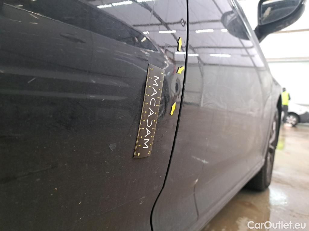  Volkswagen  Passat VOLKSWAGEN  4p Berline 2.0 TDI 150 DSG6 Confortline BUS BMT #8