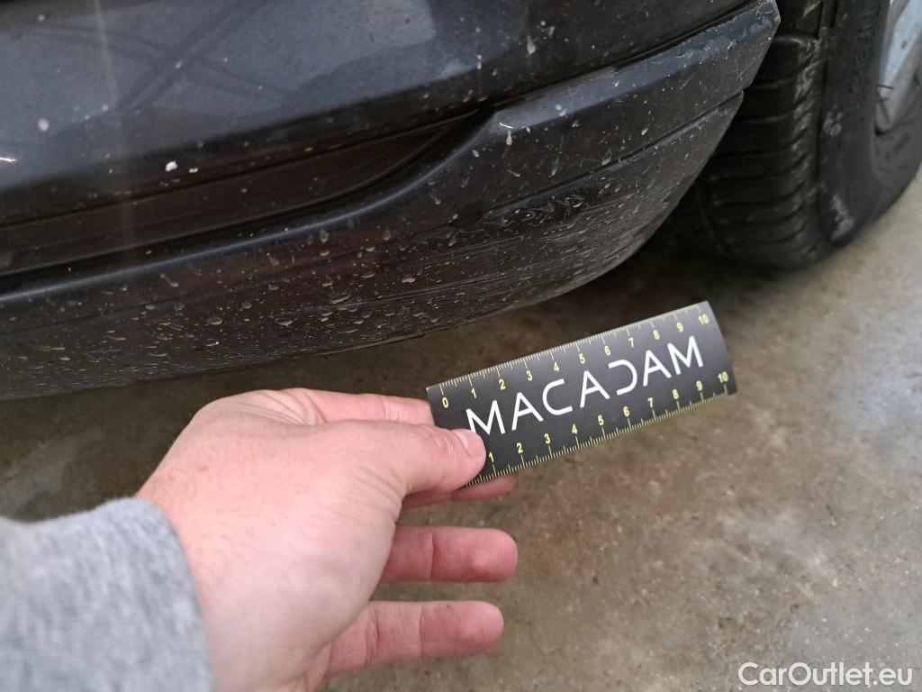  Volkswagen  Passat VOLKSWAGEN  4p Berline 2.0 TDI 150 DSG6 Confortline BUS BMT #16