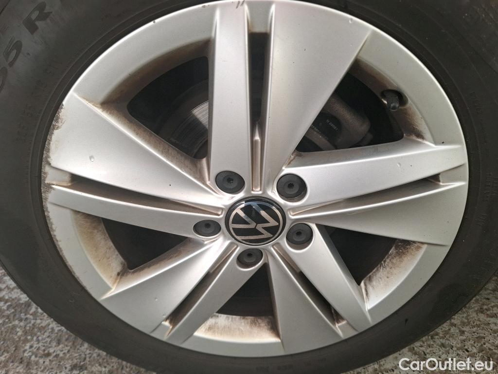  Volkswagen  Golf  VIII Berline Life Plus 2.0 TDI 115CV BVA7 E6d #5