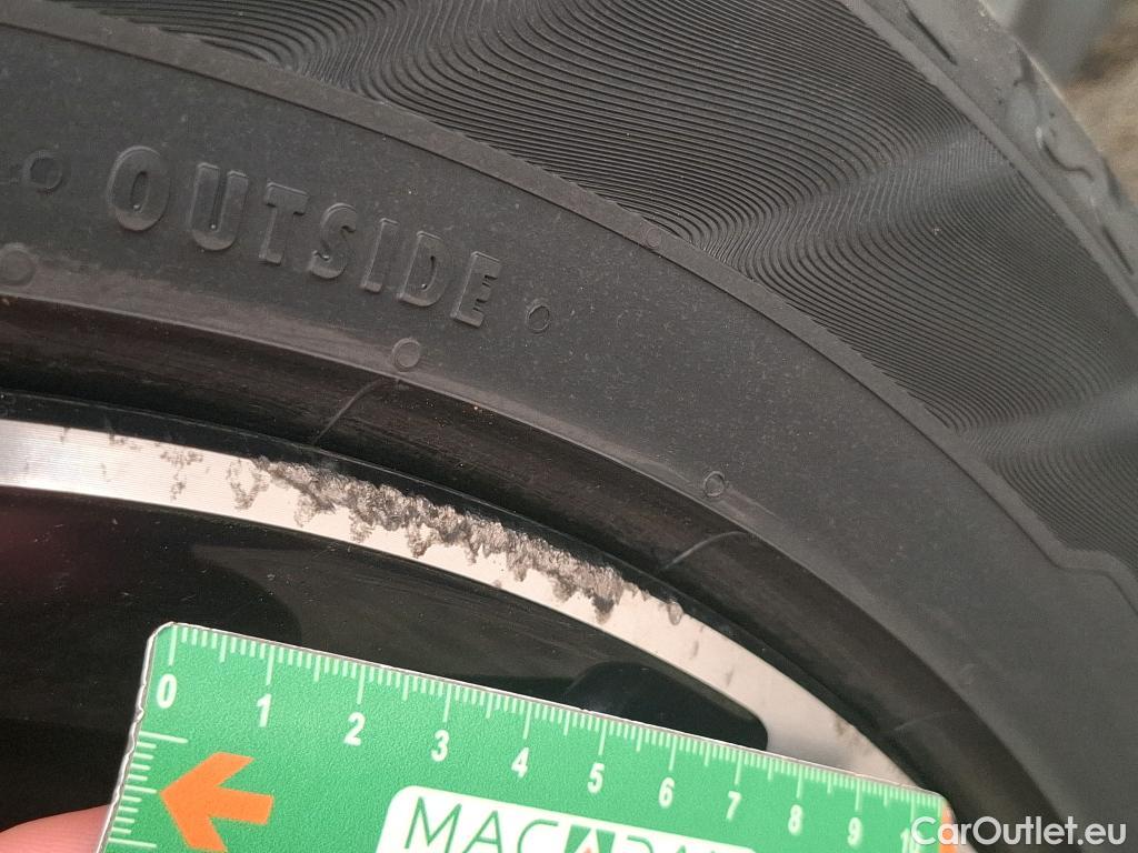  Volvo  V60 VOLVO  Cross Country / 2020 / 5P / Break B4 AWD 197 GT8 Cross Country Pro #5