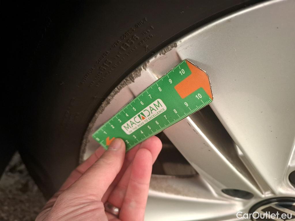  Volkswagen  Golf  VIII Berline Life Plus 2.0 TDI 115CV BVA7 E6d #10