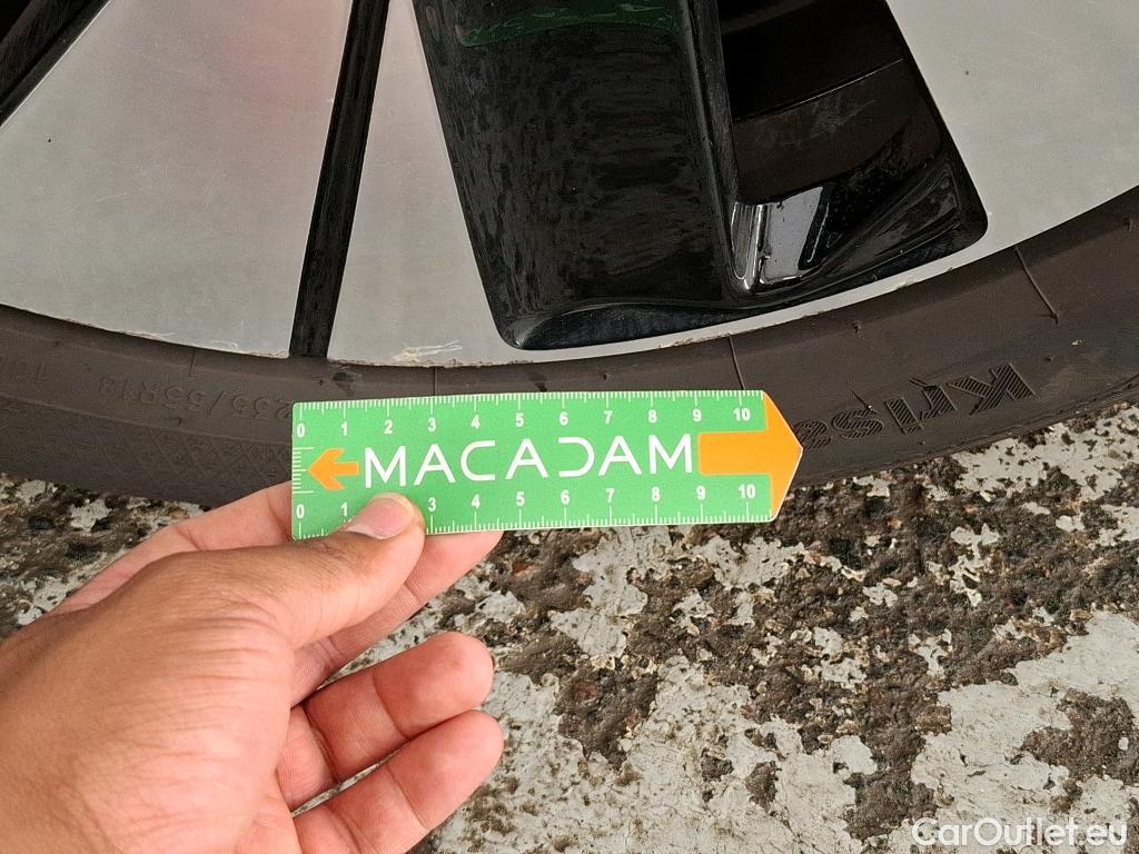  Volvo  XC 40 XC40 Momentum Plug-in Hybrid 2WD 1.5 #30