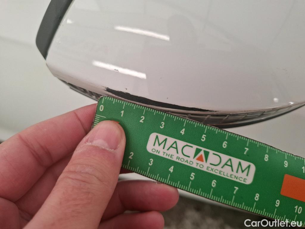  Volkswagen  Golf  VIII Berline Life Plus 2.0 TDI 115CV BVA7 E6d #37