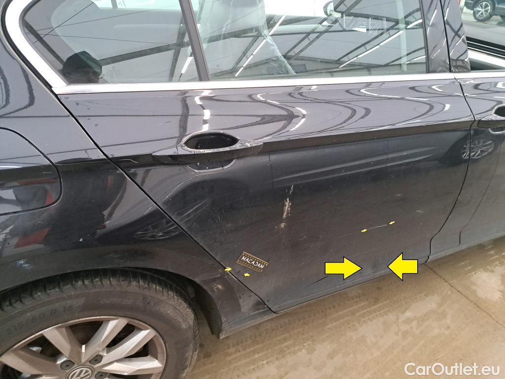  Volkswagen  Passat VOLKSWAGEN  4p Berline 2.0 TDI 150 DSG6 Confortline BUS BMT #9