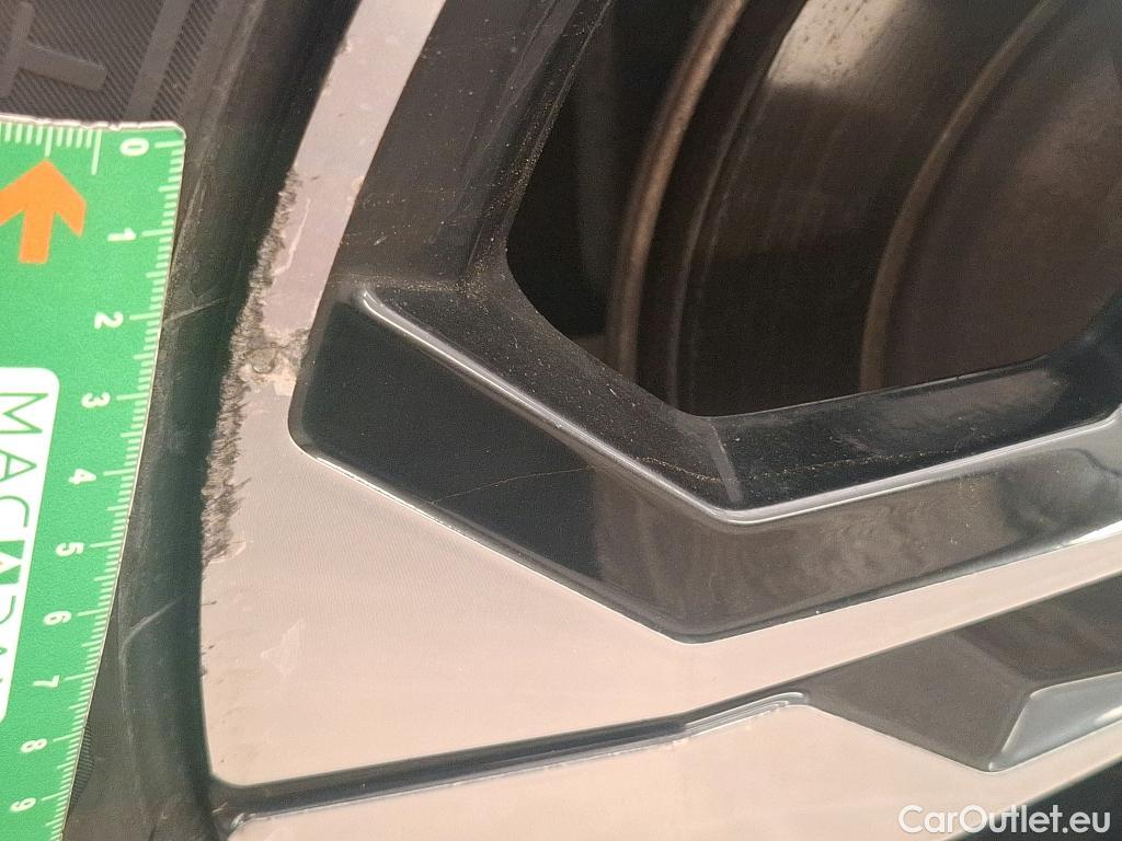  Volvo  V60 VOLVO  Cross Country / 2020 / 5P / Break B4 AWD 197 GT8 Cross Country Pro #20