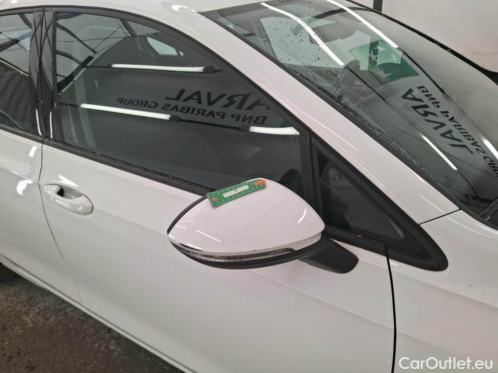  Volkswagen  Golf  VIII Berline Life Plus 2.0 TDI 115CV BVA7 E6d #36