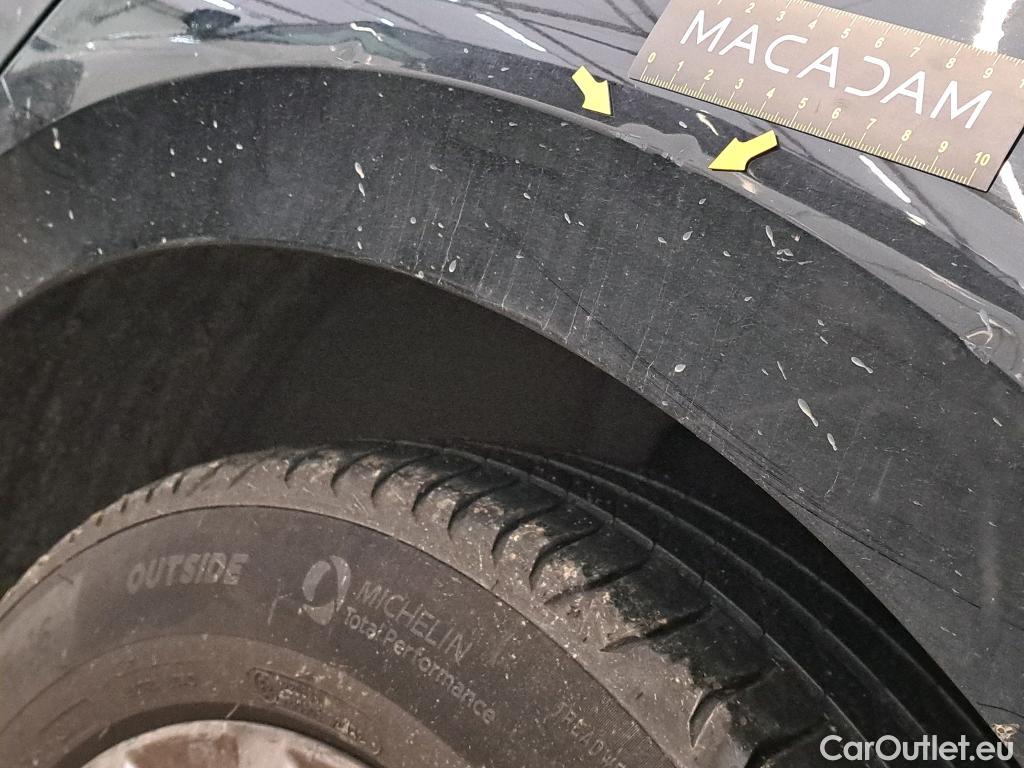  Volkswagen  Passat VOLKSWAGEN  4p Berline 2.0 TDI 150 DSG6 Confortline BUS BMT #21