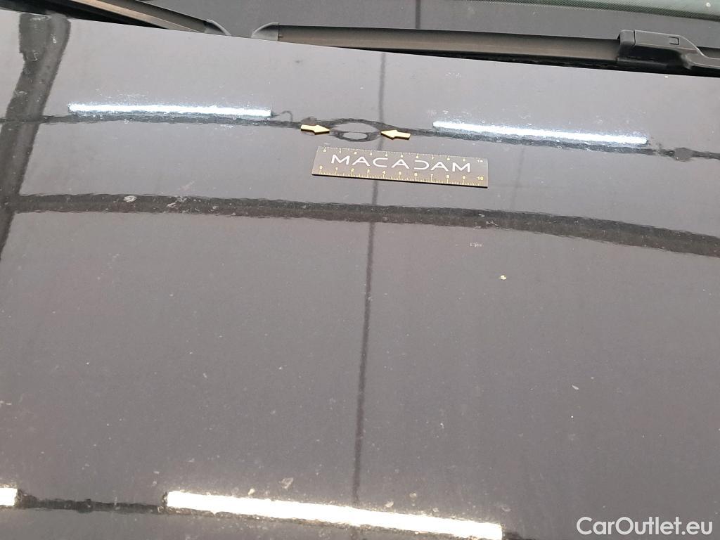  Volkswagen  Passat VOLKSWAGEN  4p Berline 2.0 TDI 150 DSG6 Confortline BUS BMT #23