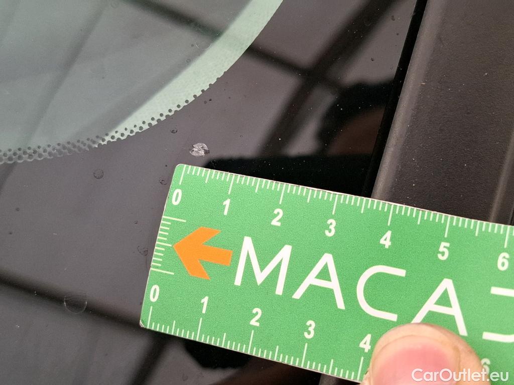  Volvo  XC 40 XC40 Momentum Plug-in Hybrid 2WD 1.5 #3