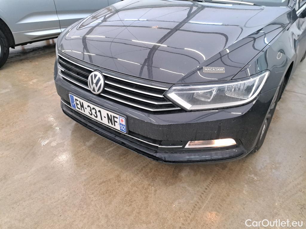  Volkswagen  Passat VOLKSWAGEN  4p Berline 2.0 TDI 150 DSG6 Confortline BUS BMT #14