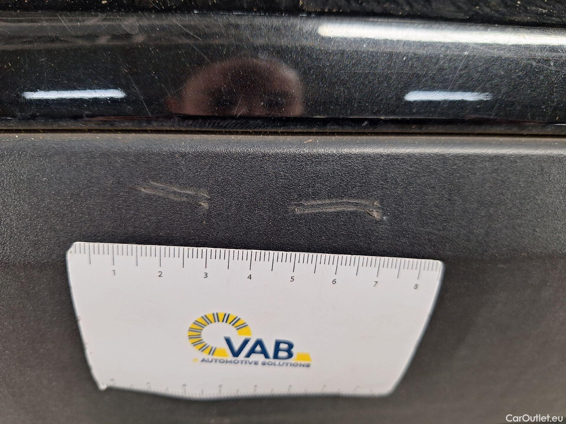  Bmw  X1 BMW,  FL'19, BMW  sDrive16dA (85 kW) 5d #32