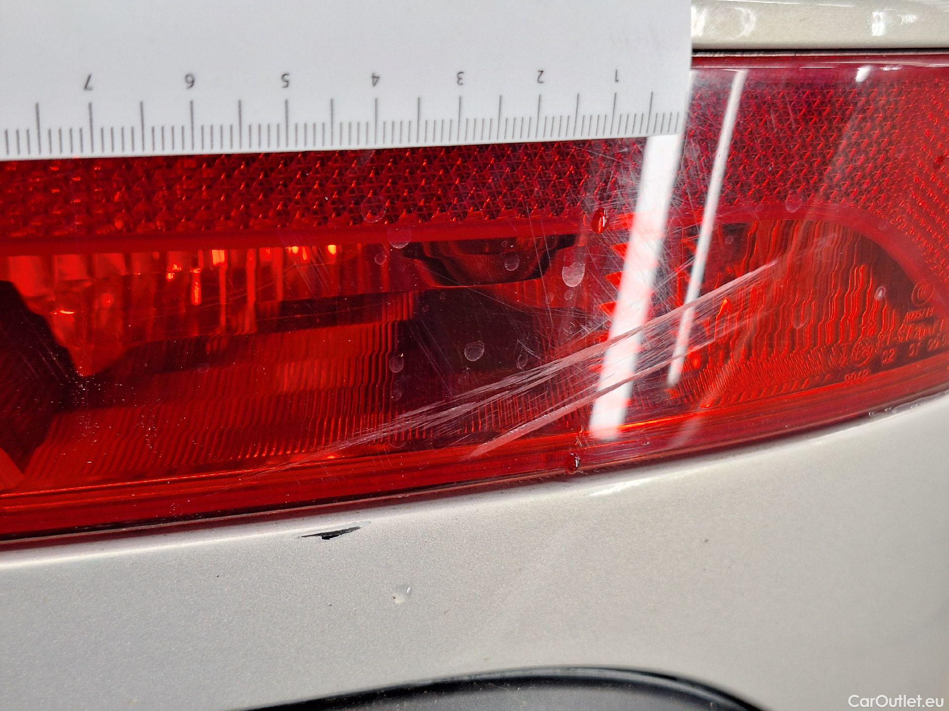  DS  DS7 DS,  CB '17 PHEV, DS 7 Crossback E-Tense Bastille + 5d #45