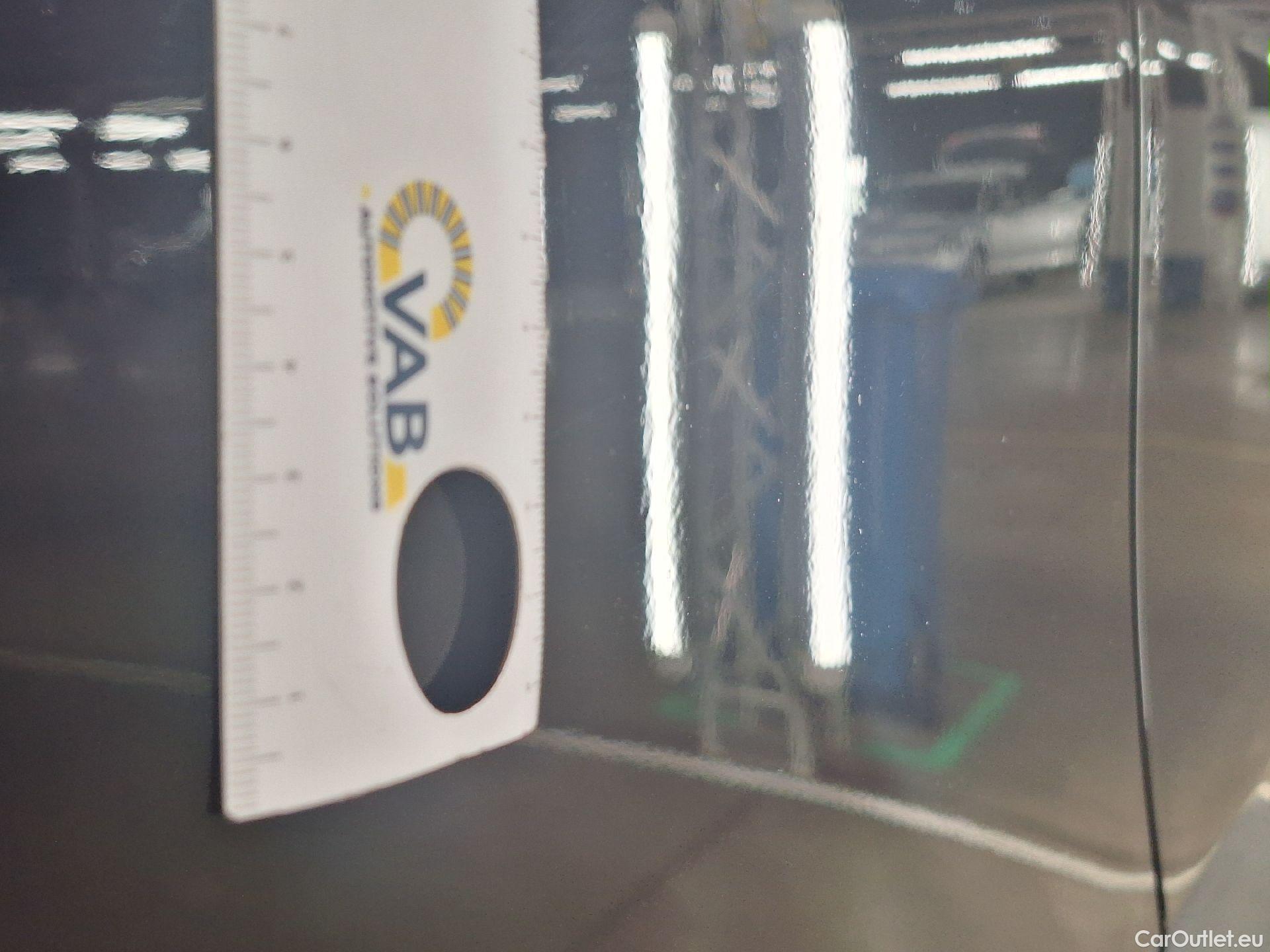  Mercedes  A-Klasse Mercedes, A-Class Berline '18, Mercedes-Benz  Limousine A 180 Business So #53