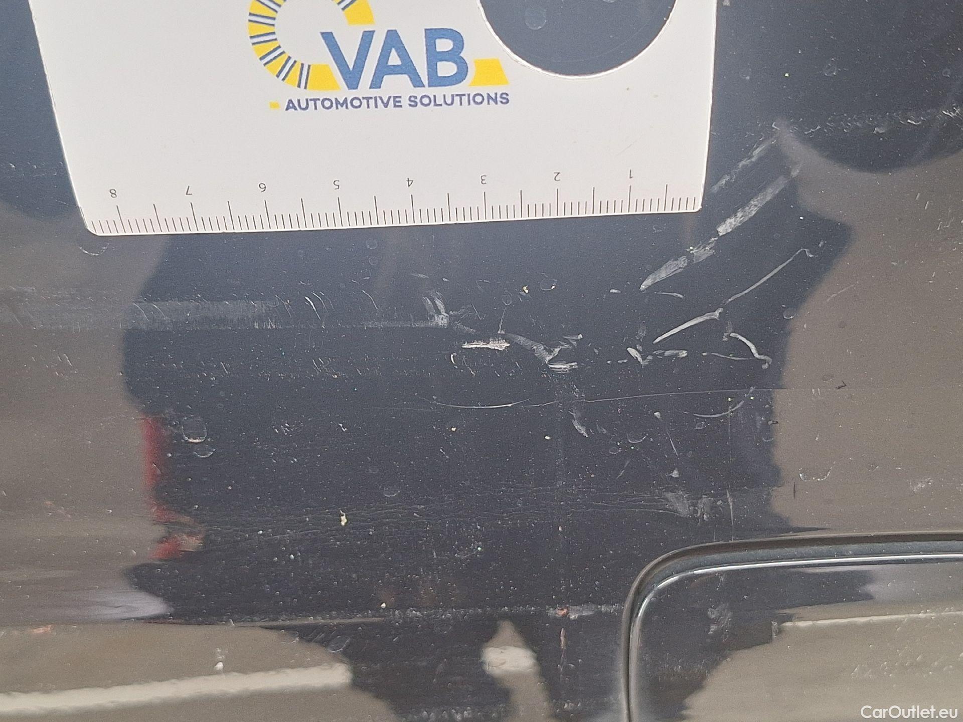  Mercedes  A-Klasse Mercedes, A-Class Berline '18, Mercedes-Benz  Limousine A 180 Business So #46