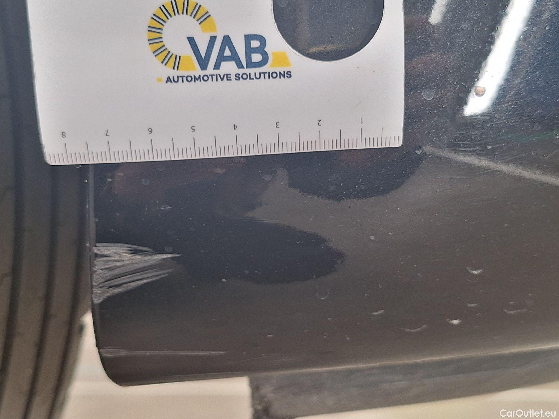  Mercedes  A-Klasse Mercedes, A-Class Berline '18, Mercedes-Benz  Limousine A 180 Business So #29