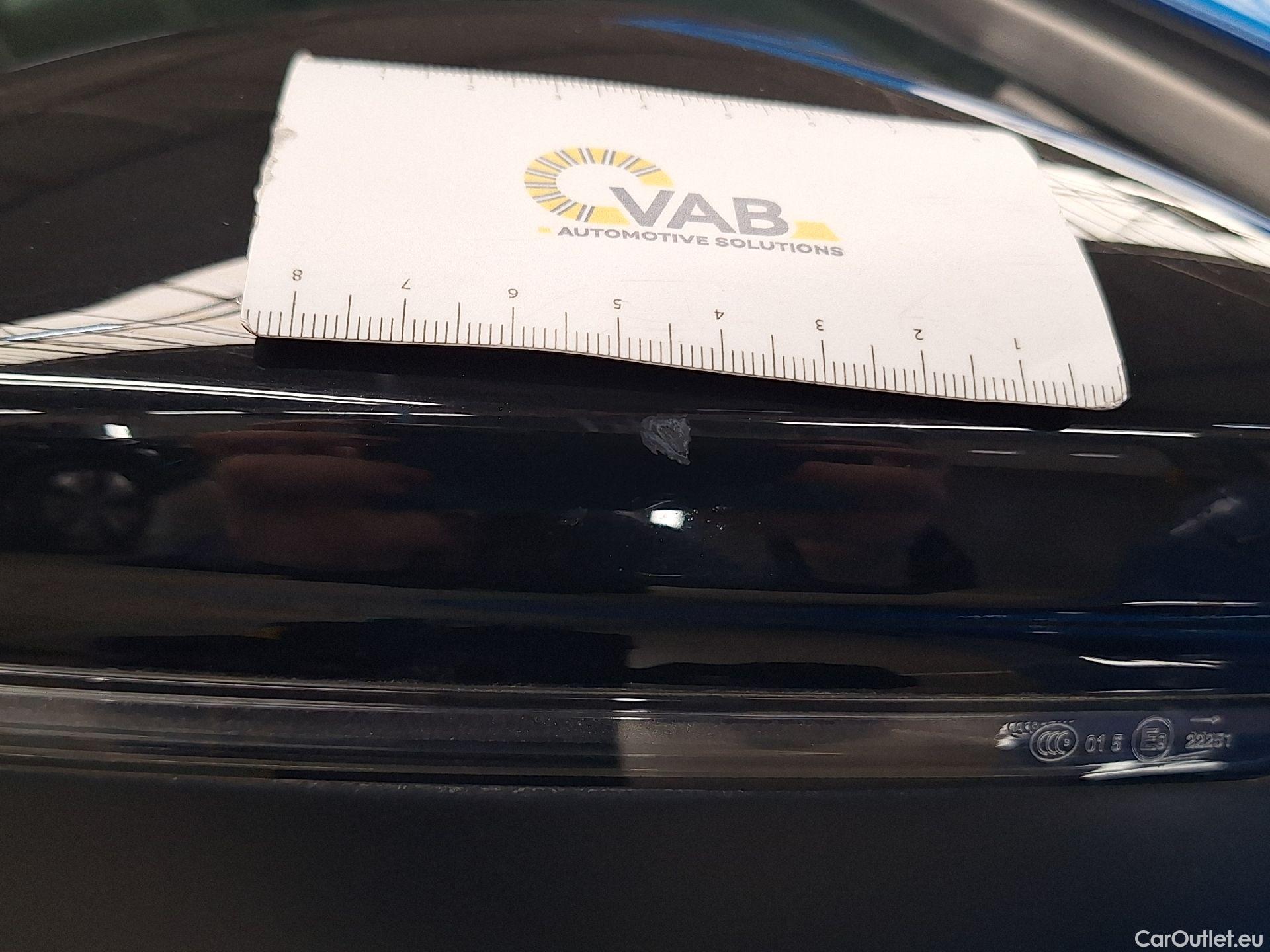  Peugeot  208 Peugeot,  '19, Peugeot  1.5 BlueHDi 100 MAN6 S&S Allure pack 5 #29