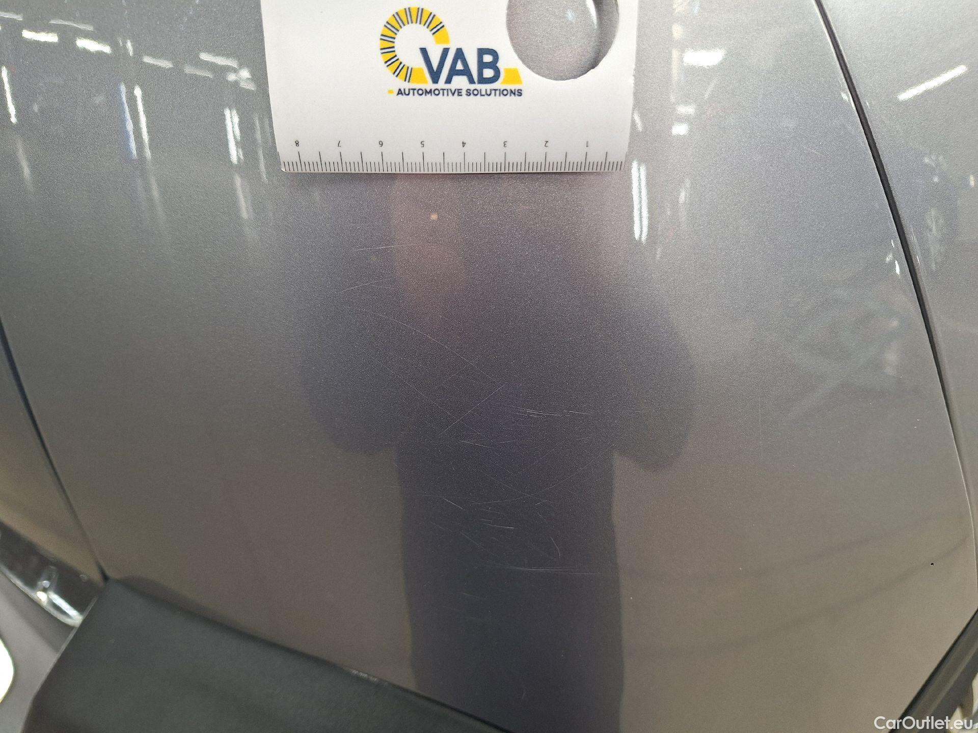  Peugeot  5008 Peugeot,  '16, Peugeot  1.5 BlueHDi 96kW S&S EAT8 GT Line 5d 7pl #33