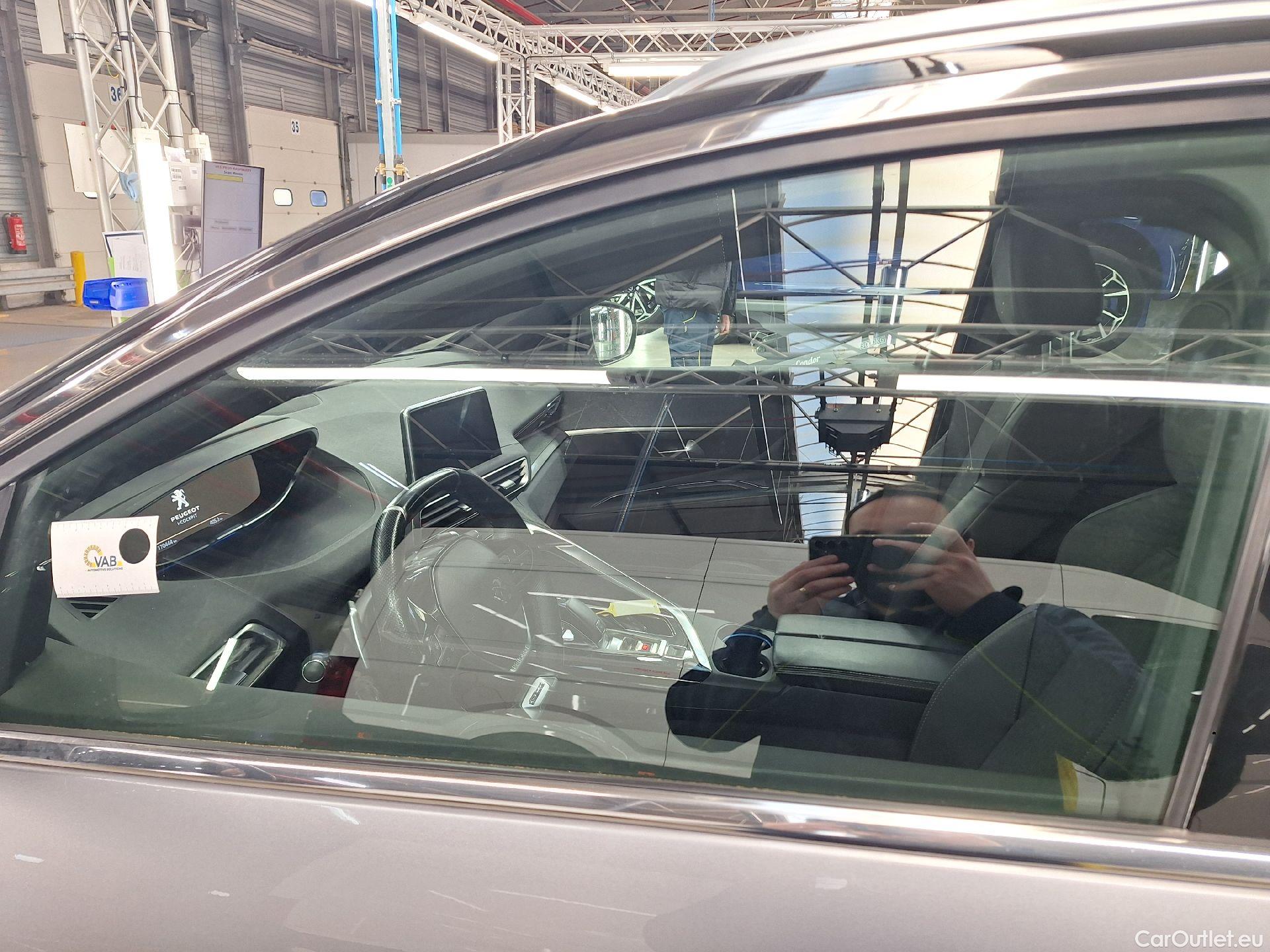  Peugeot  5008 Peugeot,  '16, Peugeot  1.5 BlueHDi 96kW S&S EAT8 GT Line 5d 7pl #16