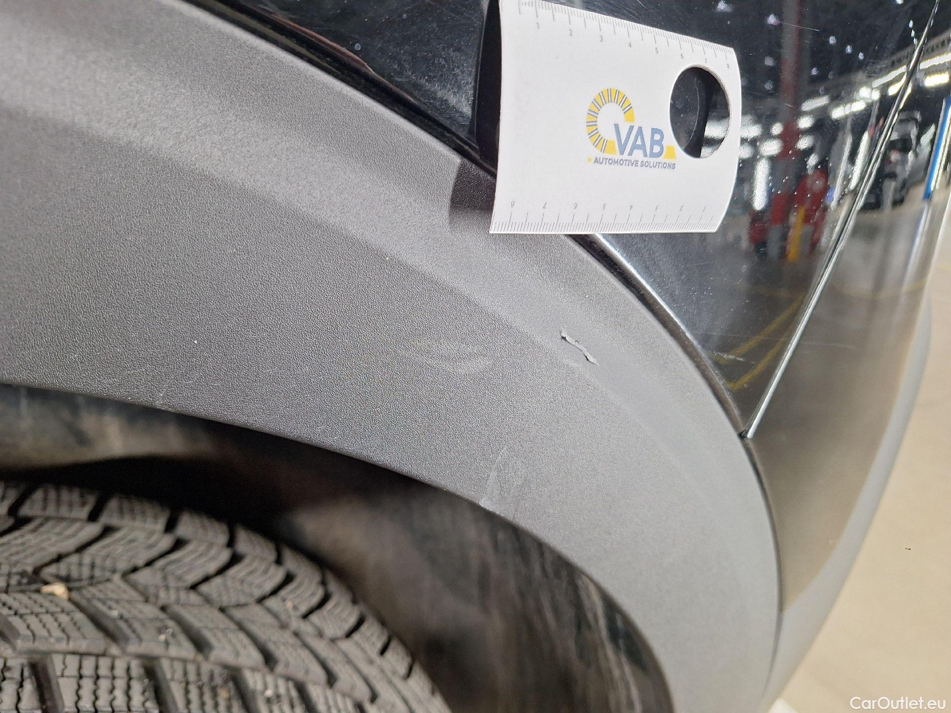  Peugeot  5008 Peugeot,  FL'20, Peugeot  1.5 BlueHDi 96kW S&S EAT8 GT 5d #39