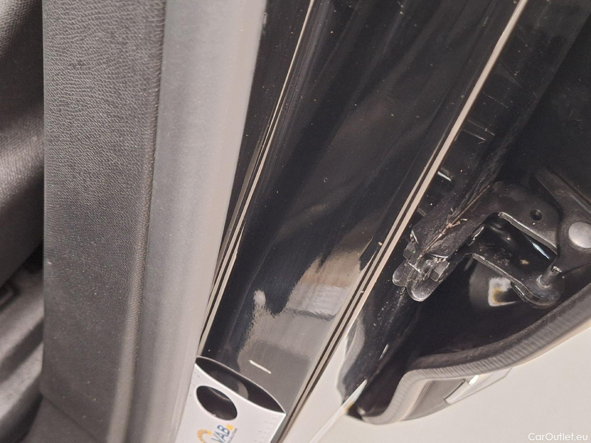  Peugeot  5008 Peugeot,  FL'20, Peugeot  1.5 BlueHDi 96kW S&S EAT8 GT 5d #8